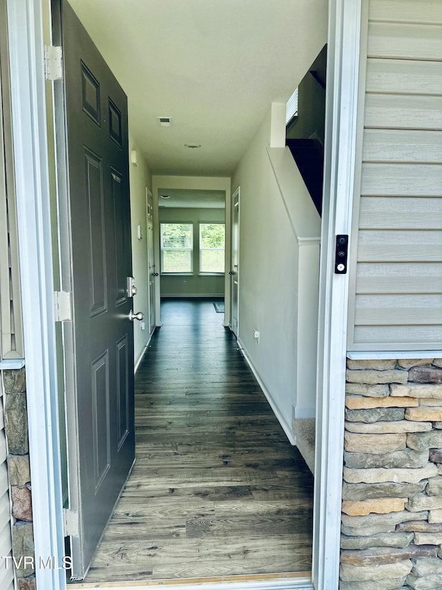 1461 Gress Mag Mtn, Kingsport, TN 37660 - corridor featuring wood finished floors and baseboards