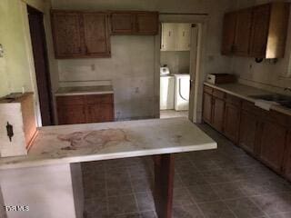 729 Fairview St, Bristol, VA 24201 - photo 2