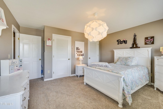 5116 Waterford Dr, Kingsport, TN 37664 - bedroom featuring light carpet and baseboards
