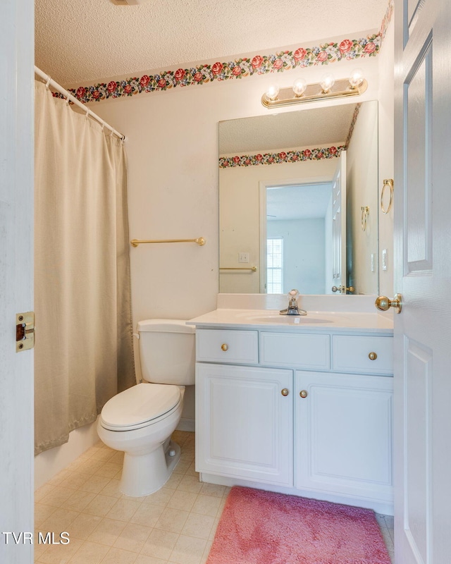 811 Fain Ave Unit 811, Kingsport, TN 37660 - full bathroom with vanity, a textured ceiling, curtained shower, and tile patterned flooring