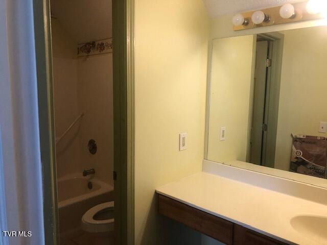 1005 Milton Ct Unit 1005, Kingsport, TN 37664 - bathroom featuring vanity and shower / bathtub combination