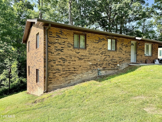 505 Bays Cove Trl, Kingsport, TN 37660 - view of front facade featuring brick siding and a front yard