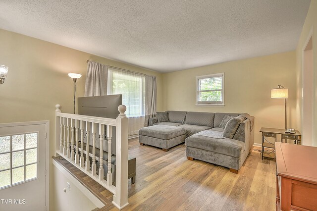22126 Pinebrook Dr, Bristol, VA 24202 - photo 6