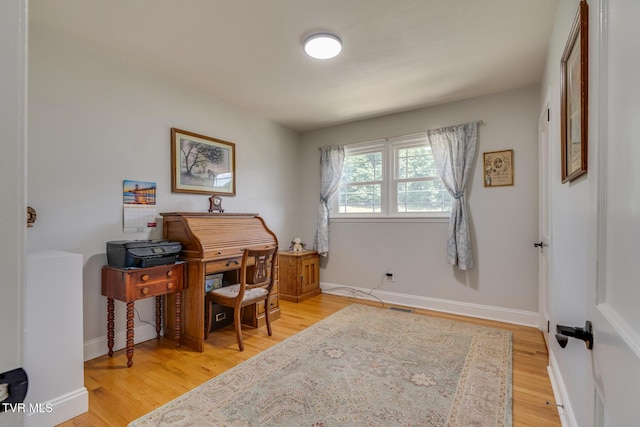 210 Anderson Rd, Johnson City, TN 37601 - home office featuring light wood-type flooring and baseboards