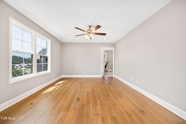 187 Tanners Cv, Johnson City, TN 37615 - unfurnished room with light wood-style floors, a ceiling fan, and recessed lighting