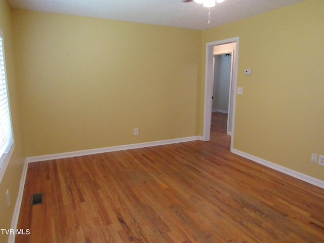 1557 Greenfield Ave, Kingsport, TN 37664 - photo 5