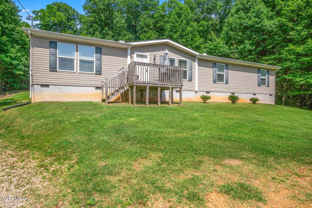 2718 Roseberry Rd, Mascot, TN 37806 - photo 1