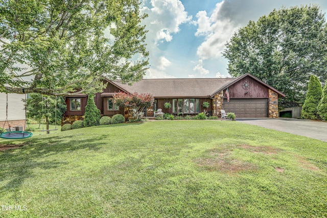 400 Heatherview Ct, Kingsport, TN 37663 - view of front of property featuring driveway, a garage, stone siding, and a front yard