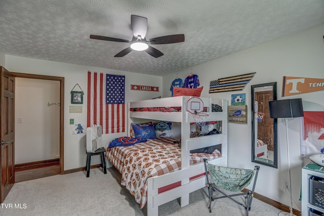 400 Heatherview Ct, Kingsport, TN 37663 - carpeted bedroom featuring a textured ceiling and a ceiling fan
