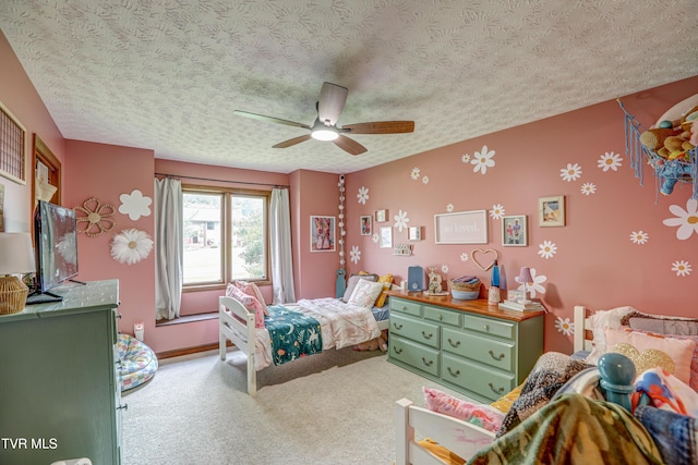 400 Heatherview Ct, Kingsport, TN 37663 - carpeted bedroom with a textured ceiling and ceiling fan