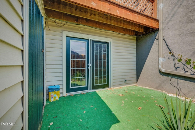 815 7th St Unit 815, Bristol, TN 37620 - view of patio with french doors