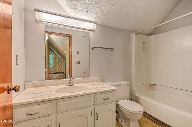 190 Sycamore Cir, Jonesborough, TN 37659 - bathroom with a textured ceiling, vanity, shower / washtub combination, and lofted ceiling