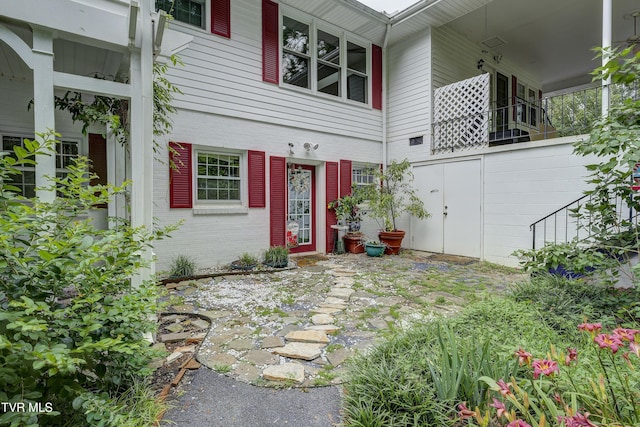 1710 Sundale Rd, Johnson City, TN 37604 - entrance to property with brick siding