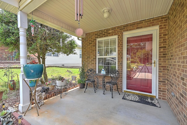 929 Cornerstone Ct, Kingsport, TN 37660 - property entrance with brick siding