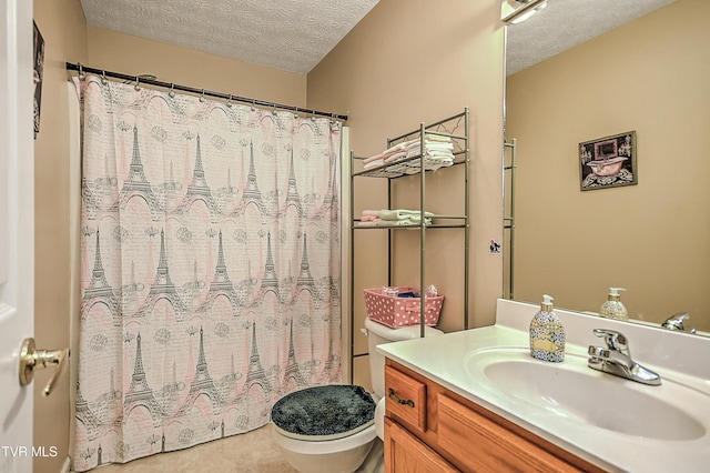 929 Cornerstone Ct, Kingsport, TN 37660 - full bathroom with vanity, a textured ceiling, and a shower with curtain