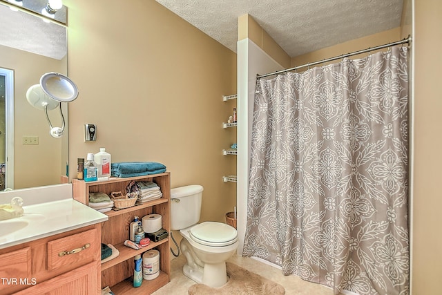 929 Cornerstone Ct, Kingsport, TN 37660 - full bath with vanity, a textured ceiling, tile patterned flooring, and a shower with shower curtain