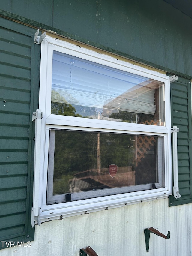 2703 Orr St, Big Stone Gap, VA 24219 - exterior view