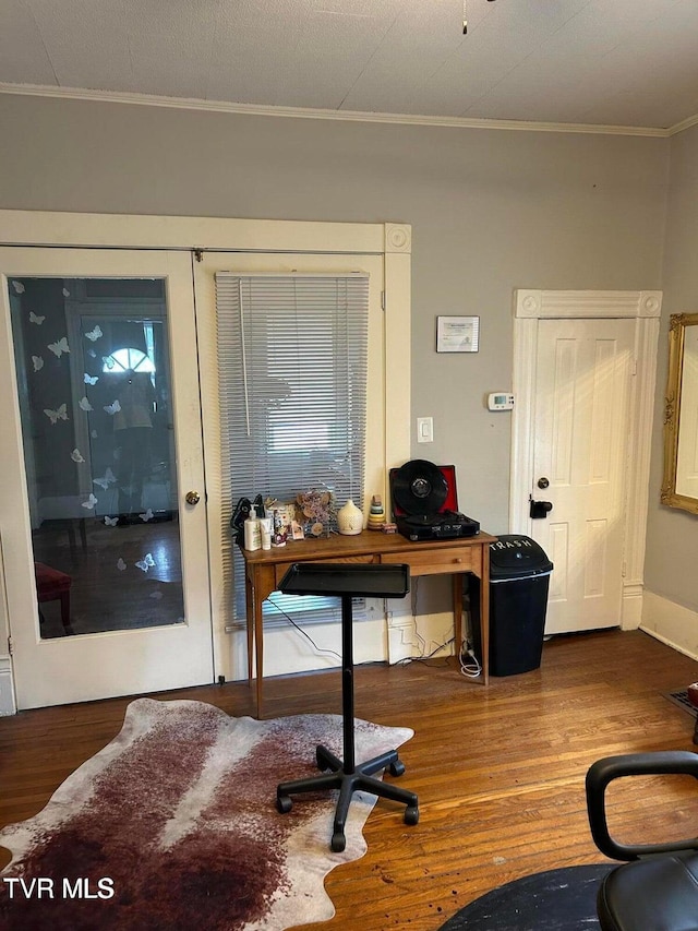 402 E Unaka Ave, Johnson City, TN 37601 - office area with ornamental molding and wood finished floors
