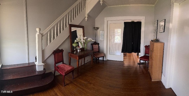 402 E Unaka Ave, Johnson City, TN 37601 - foyer featuring wood finished floors, vaulted ceiling, and stairs