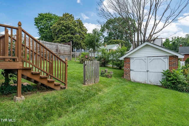 922 W Hillcrest Dr, Johnson City, TN 37604 - view of grassy yard with a storage unit