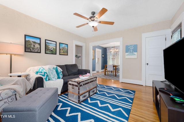 922 W Hillcrest Dr, Johnson City, TN 37604 - living area featuring a chandelier, wood finished floors, and ceiling fan