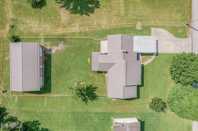 305 Hedge Dr, Kingsport, TN 37660 - photo 6