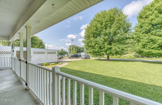 305 Hedge Dr, Kingsport, TN 37660 - photo 10