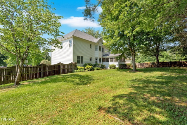 504 Amelia Ct, Blountville, TN 37617 - view of yard featuring a sunroom