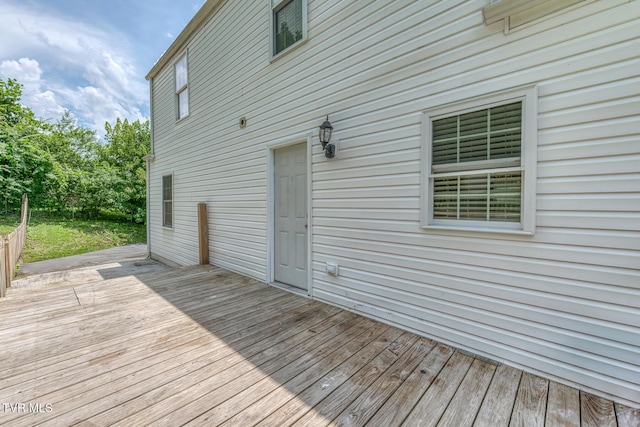 1367 Milligan Hwy, Johnson City, TN 37601 - view of deck