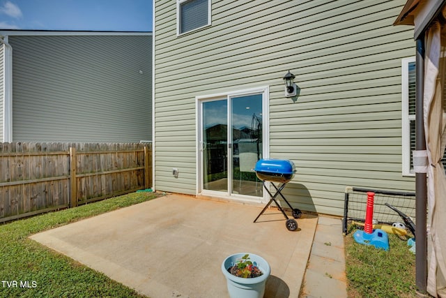 1233 Stamp Lodge Rd, Kingsport, TN 37660 - view of patio with grilling area
