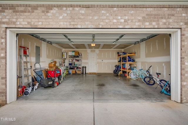 1233 Stamp Lodge Rd, Kingsport, TN 37660 - garage featuring electric panel