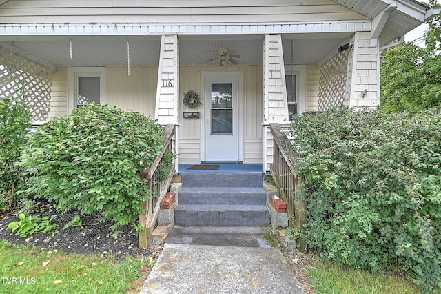 116 Esther St, Bristol, TN 37620 - property entrance