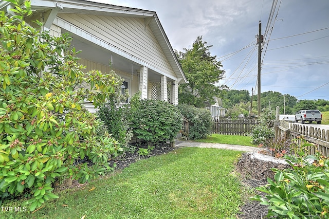 116 Esther St, Bristol, TN 37620 - view of yard