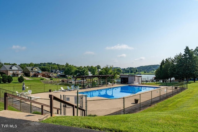 780 Hamilton Rd Unit E6, Blountville, TN 37617 - community pool with a storage unit
