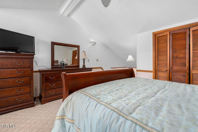 780 Hamilton Rd Unit E6, Blountville, TN 37617 - carpeted bedroom featuring a closet and ceiling fan