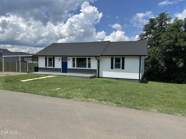 229 W Doe Ave, Elizabethton, TN 37643 - photo 3