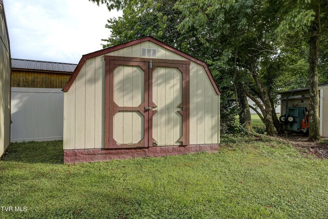 134 Camelot Ct, Elizabethton, TN 37643