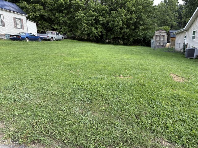 955 Barker St, Bristol, TN 37620