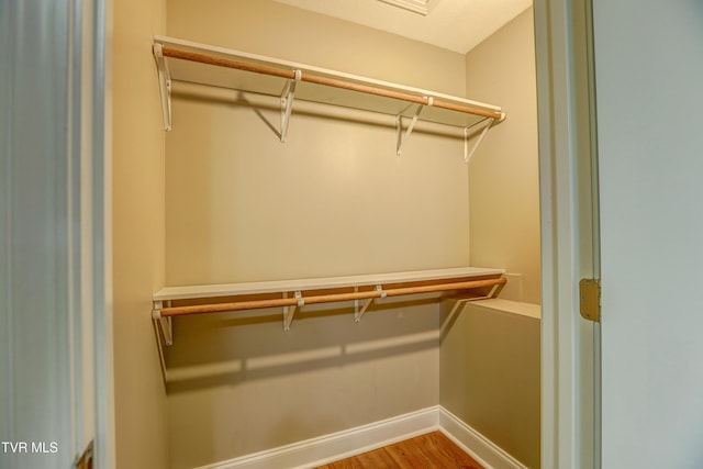 136 W Wilkshire Pl, Bristol, TN 37620 - view of closet