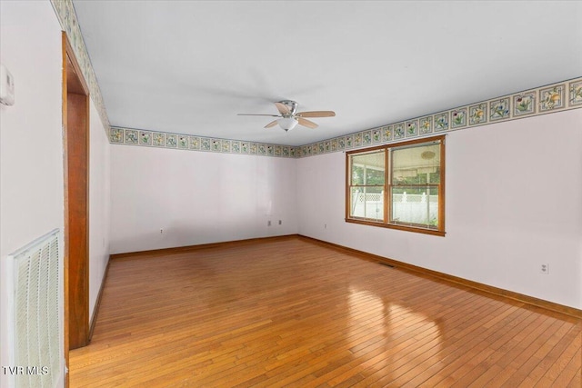 909 Highland Ave, Bristol, VA 24201 - empty room featuring a ceiling fan and light wood-type flooring