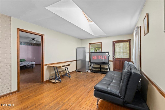 909 Highland Ave, Bristol, VA 24201 - sitting room with a skylight and hardwood / wood-style flooring