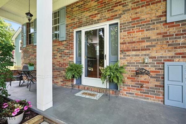 76 Tangleberry Ln, Afton, TN 37616 - photo 2