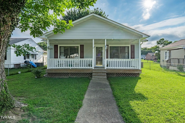 1524 Redwood Dr, Kingsport, TN 37664 - view of front facade featuring covered porch