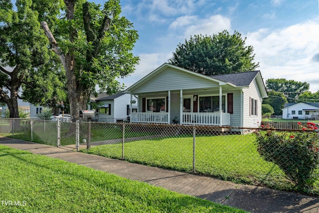 1524 Redwood Dr, Kingsport, TN 37664 - view of front of house with a porch, a fenced front yard, and roof with shingles