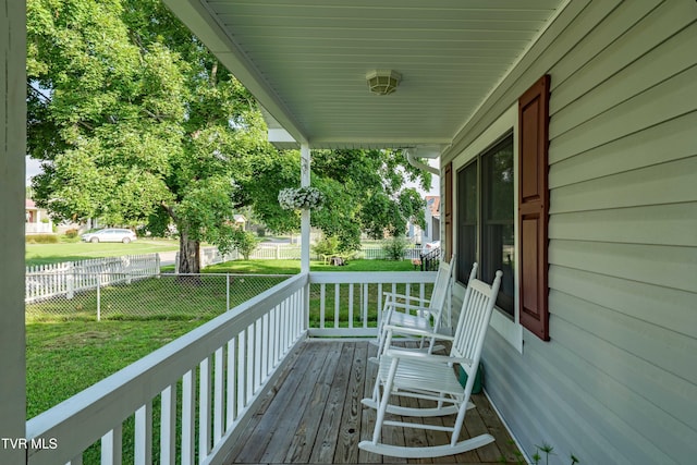 1524 Redwood Dr, Kingsport, TN 37664 - view of wooden porch