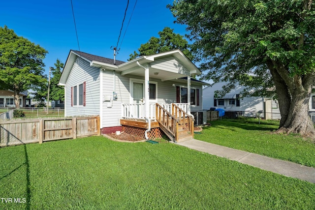 1524 Redwood Dr, Kingsport, TN 37664 - view of front facade featuring a porch