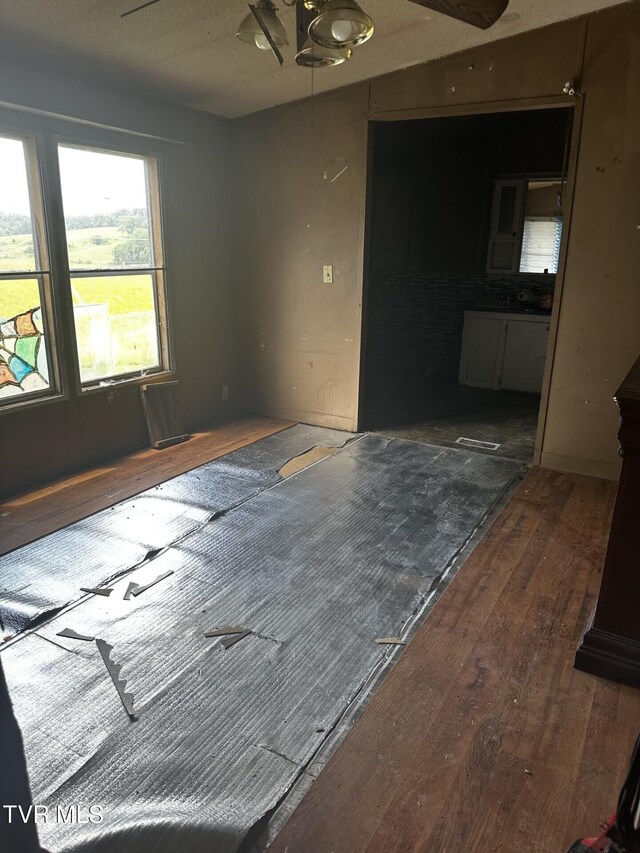 120 Hensley Loop, Jonesborough, TN 37659 - unfurnished room with hardwood / wood-style flooring
