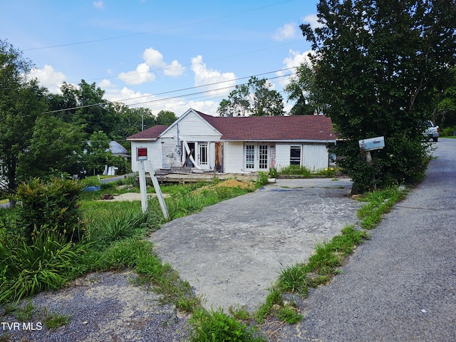 509 Norfolk Ave, Bristol, VA 24201 - photo 1