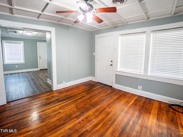 719 E Maple St, Johnson City, TN 37601 - unfurnished room featuring hardwood / wood-style floors and a ceiling fan