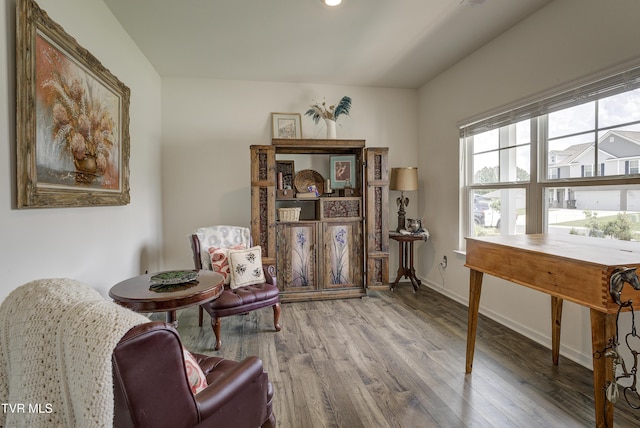 5402 Wildlife Cir, Piney Flats, TN 37686 - living area featuring wood finished floors and recessed lighting